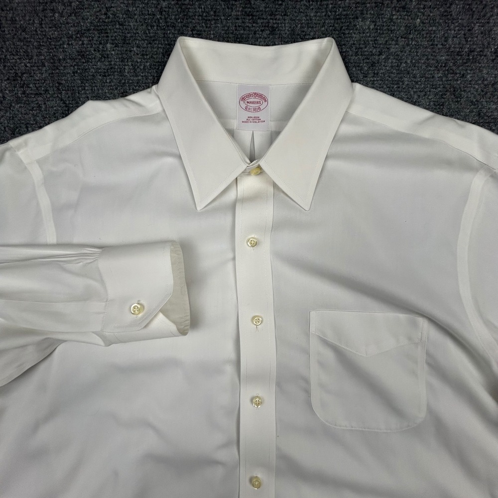 Brooks Brothers Makers Dress Shirt Mens White Non-Iron Cotton Long Sleeve Pocket